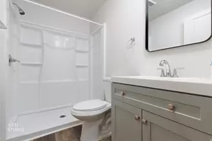 2477 N Paintbrush Dr W, Saratoga Springs, UT 84045 - Photo 27