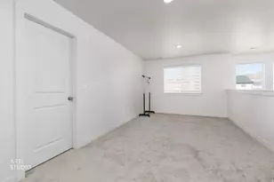 2477 N Paintbrush Dr W, Saratoga Springs, UT 84045 - Photo 21