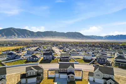 337 W Wrangler Cv, Stansbury Park, UT 84074 - Photo 19