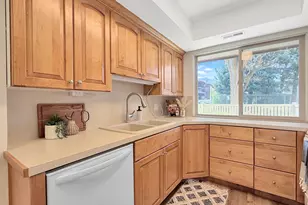 325 E 2550 N, North Ogden, UT 84414 - Photo 5