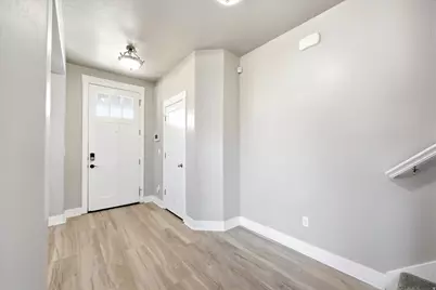 15198 S Mule Train Dr, Bluffdale, UT 84065 - Photo 3