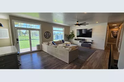 256 W 225 S, Providence, UT 84332 - Photo 13