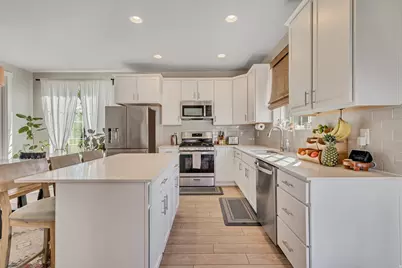 11352 S 1385 W, South Jordan, UT 84095 - Photo 7