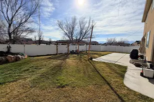 109 W Nautical Dr, Stansbury Park, UT 84074 - Photo 29