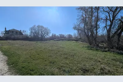 51 N 350 W, Smithfield, UT 84335 - Photo 3