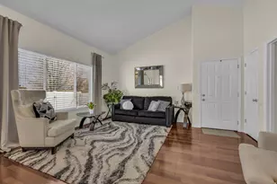 10819 S Wynview Ln W, South Jordan, UT 84095 - Photo 11