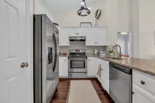 10819 S Wynview Ln W, South Jordan, UT 84095 - Photo 9