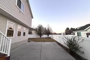 11831 S Carbide Ct W, Herriman, UT 84096 - Photo 13