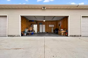 490 E 700 S, Clearfield, UT 84015 - Photo 15