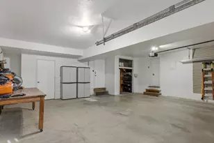 2718 E Commonwealth Ave, Salt Lake City, UT 84109 - Photo 33