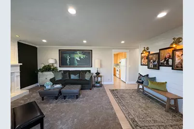 1201 W Marinwood Ave, Taylorsville, UT 84123 - Photo 3