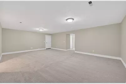 11031 S Fennell Way, South Jordan, UT 84009 - Photo 15