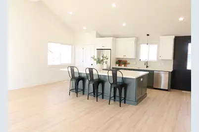 9971 S Pinehurst Dr E, Sandy, UT 84092 - Photo 5