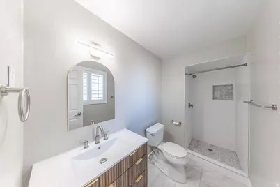 8360 S El Manicero Way E, Sandy, UT 84093 - Photo 11