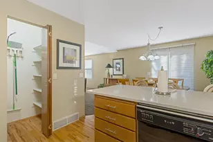 6971 S Twin Aspen Cv, Cottonwood Heights, UT 84121 - Photo 13