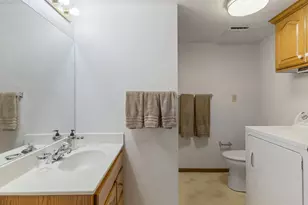 6971 S Twin Aspen Cv, Cottonwood Heights, UT 84121 - Photo 21