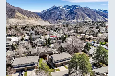 6971 S Twin Aspen Cv, Cottonwood Heights, UT 84121 - Photo 3