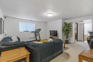 6971 S Twin Aspen Cv, Cottonwood Heights, UT 84121 - Photo 17