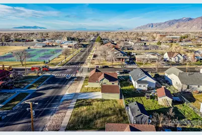 197 W 100 S, Tooele, UT 84074 - Photo 31