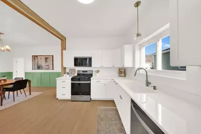 197 W 100 S, Tooele, UT 84074 - Photo 7