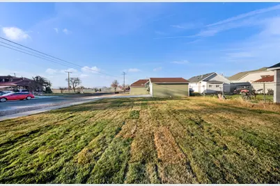 197 W 100 S, Tooele, UT 84074 - Photo 25