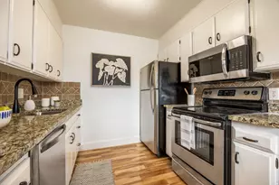 2286 E Carriage Ln, Holladay, UT 84117 - Photo 13