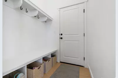 518 E Stonebriar Dr, Eagle Mountain, UT 84005 - Photo 15