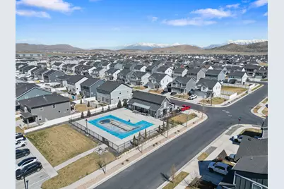 518 E Stonebriar Dr, Eagle Mountain, UT 84005 - Photo 59