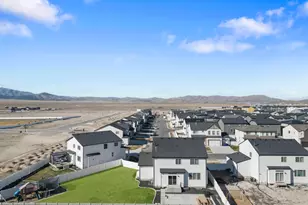 518 E Stonebriar Dr, Eagle Mountain, UT 84005 - Photo 45