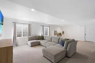 518 E Stonebriar Dr, Eagle Mountain, UT 84005 - Photo 37