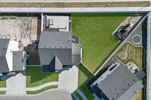 518 E Stonebriar Dr, Eagle Mountain, UT 84005 - Photo 43