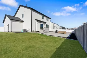 518 E Stonebriar Dr, Eagle Mountain, UT 84005 - Photo 47