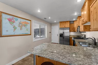 2125 E Logan Ave, Salt Lake City, UT 84108 - Photo 3