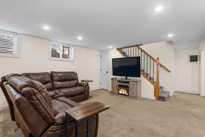 2125 E Logan Ave, Salt Lake City, UT 84108 - Photo 15
