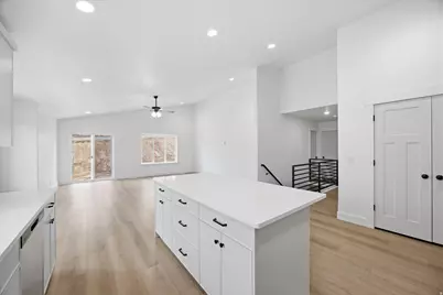 129 S 940 E, Santaquin, UT 84655 - Photo 13