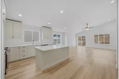 129 S 940 E, Santaquin, UT 84655 - Photo 7