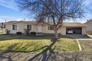 390 N 300 W, Beaver, UT 84713 - Photo 35