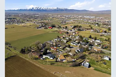 488 E 250 S, Hyde Park, UT 84318 - Photo 51