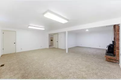 488 E 250 S, Hyde Park, UT 84318 - Photo 33