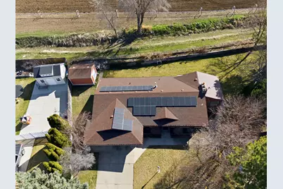 488 E 250 S, Hyde Park, UT 84318 - Photo 3