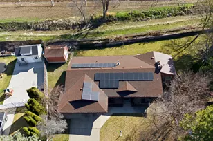 488 E 250 S, Hyde Park, UT 84318 - Photo 3