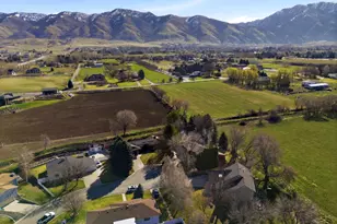 488 E 250 S, Hyde Park, UT 84318 - Photo 47