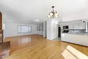 488 E 250 S, Hyde Park, UT 84318 - Photo 11