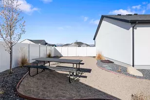 1078 N 340 W, Tooele, UT 84074 - Photo 17