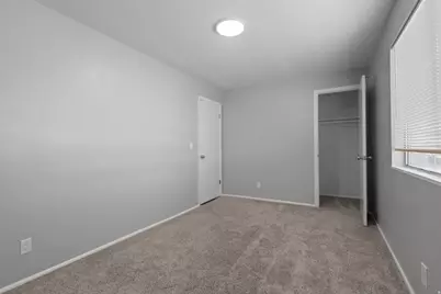 5279 S Shalee St, Kearns, UT 84118 - Photo 15