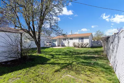 5279 S Shalee St, Kearns, UT 84118 - Photo 37