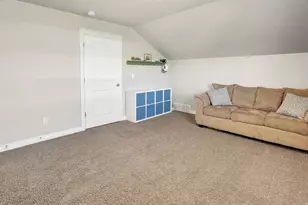 3250 W 1075 N, Layton, UT 84041 - Photo 19