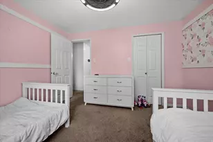 5530 S 100 W, Washington Terrace, UT 84405 - Photo 21