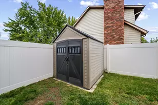 5530 S 100 W, Washington Terrace, UT 84405 - Photo 37