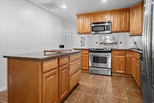 5530 S 100 W, Washington Terrace, UT 84405 - Photo 9